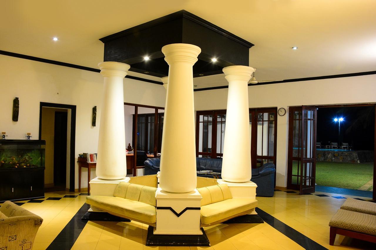 Ranmal Beach Hotel Hikkaduwa Exterior photo